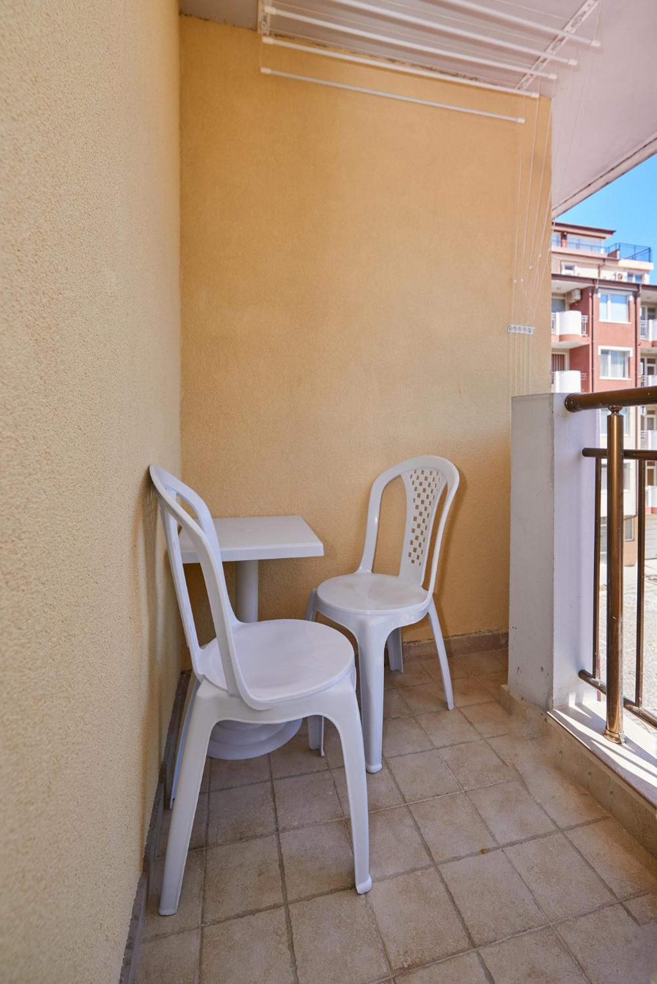 Студио Калина Pomorie Exterior foto